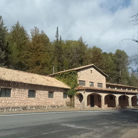 Albergue Ruta Rio Borosa كوتو ريوس المظهر الخارجي الصورة